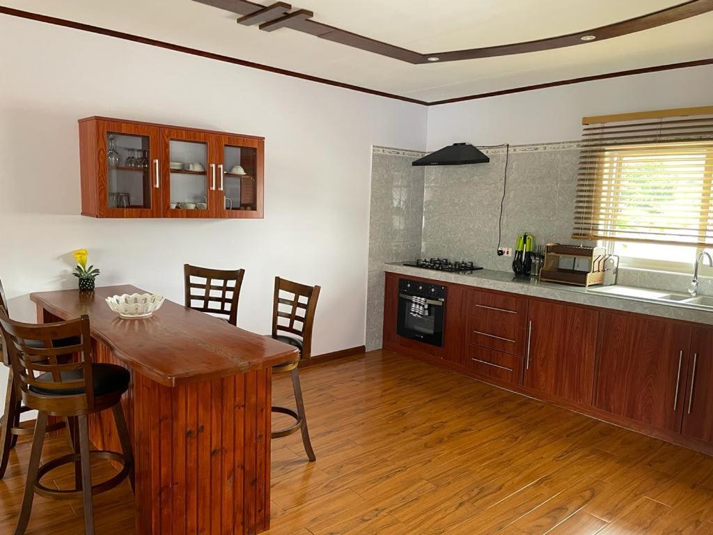 Mokara Holiday Apartment Anse Royale Ngoại thất bức ảnh